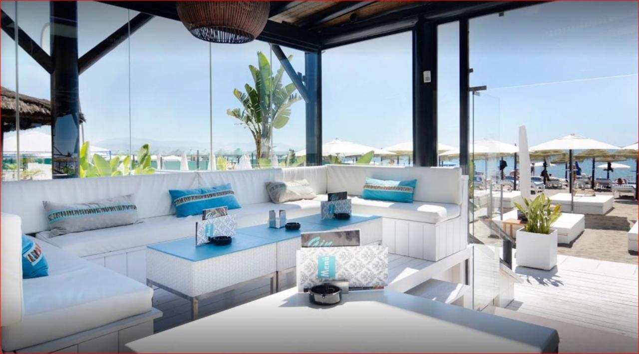 Ferienwohnung Studio In The Center Of Torremolinos Exterior foto