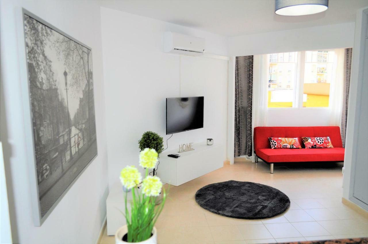 Ferienwohnung Studio In The Center Of Torremolinos Exterior foto